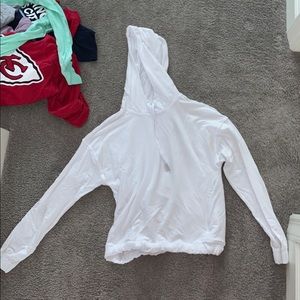 Lululemon pullover with opening in back